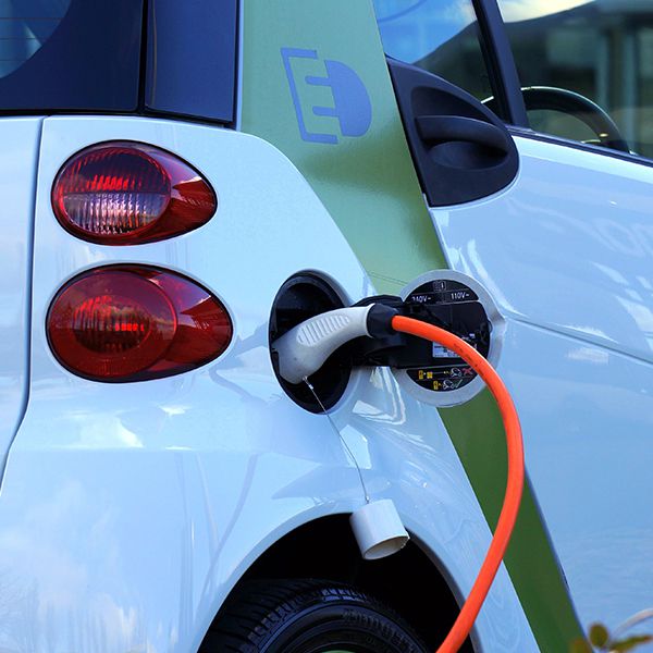 Sistemas de mistura de materiais a granel para fabricação de baterias